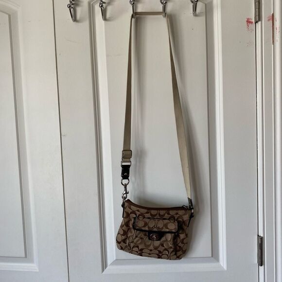 Authentic brown Coach crossbody bag - Picture 1 of 6